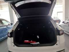 Volkswagen ID.4 X Smart Edition Pure Intelligent Comfort Version - ფოტო 19