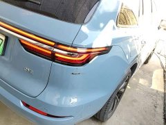 Li Auto ONE Extended Range 6-Seater - ფოტო 8