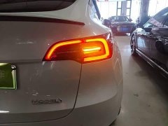 Tesla Model Y Performance All-Wheel Drive - ფოტო 8