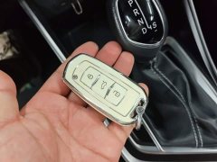Geely Emgrand X3 2020 1.5L CVT Luxury - ფოტო 9