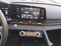 Hyundai Elantra 1.5L CVT GLX Elite - ფოტო 13