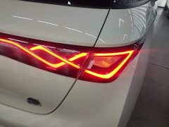 BYD Dolphin 420km Fashion Edition - ფოტო 8