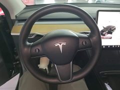 Tesla Model Y Rear-Wheel Drive - ფოტო 11
