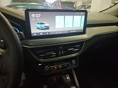 Ford Focus 2022 Sedan EcoBoost 180 Automatic Sport Edition - ფოტო 13