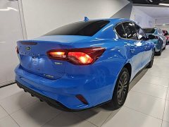 Ford Focus 2022 Sedan EcoBoost 180 Automatic Sport Edition - ფოტო 7