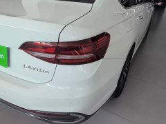 Volkswagen Lavida 2023 1.5L Automatic Manyi Edition - ფოტო 8