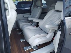 Buick GL8 Land Executive Cabin 652T Luxury - ფოტო 17