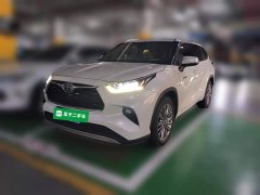 Toyota Highlander Hybrid 2.5L AWD Premium 7-Seater - ფოტო 1