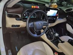 Toyota Highlander Hybrid 2.5L AWD Premium 7-Seater - ფოტო 13
