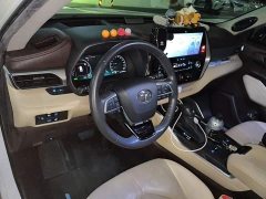 Toyota Highlander Hybrid 2.5L AWD Premium 7-Seater - ფოტო 3