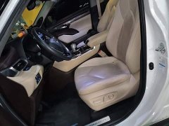 Toyota Highlander Hybrid 2.5L AWD Premium 7-Seater - ფოტო 8