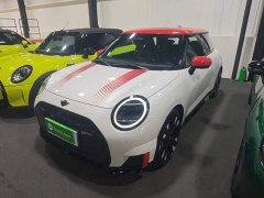 BMW Electric MINI JCW JOHN COOPER WORKS - ფოტო 2
