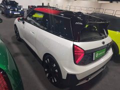 BMW Electric MINI JCW JOHN COOPER WORKS - ფოტო 5