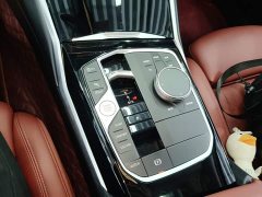 BMW 3 Series 320Li M Sport Package - ფოტო 14