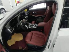 BMW 3 Series 320Li M Sport Package - ფოტო 15