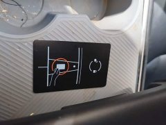 Tesla Model Y Rear-Wheel Drive - ფოტო 9