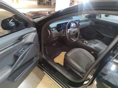 Ford Mondeo 2023 EcoBoost 180 Comfort - ფოტო 12