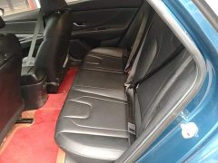 Hyundai Elantra 1.5L CVT Luxury - ფოტო 17