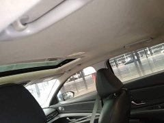 Hyundai Elantra 1.5L CVT Luxury - ფოტო 18