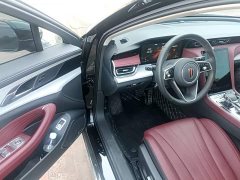 FAW Hongqi H5 PHEV 130 Super Hybrid Edition - ფოტო 16