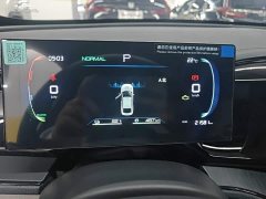 BYD Qin PLUS Glory Edition DM-i 55KM Leading - ფოტო 12