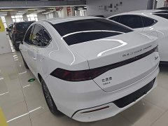 BYD Qin PLUS Glory Edition DM-i 55KM Leading - ფოტო 5