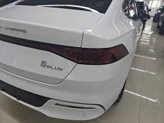 BYD Qin PLUS Glory Edition DM-i 55KM Leading - ფოტო 8