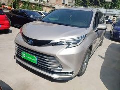Toyota Sienna 2021 2.5L Hybrid Platinum Edition - ფოტო 1
