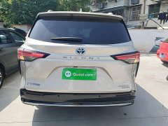 Toyota Sienna 2021 2.5L Hybrid Platinum Edition - ფოტო 4