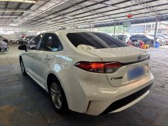 Toyota Corolla 2022 1.8L CVT Luxury - ფოტო 5