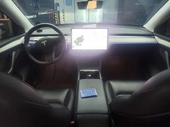 Tesla Model Y Rear-Wheel Drive - ფოტო 10