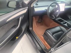 Tesla Model Y Rear-Wheel Drive - ფოტო 16