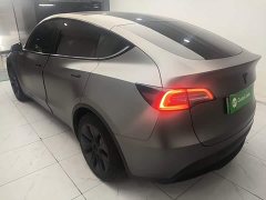 Tesla Model Y Rear-Wheel Drive - ფოტო 5