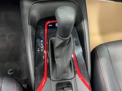 Toyota Corolla 1.8L CVT Sport - ფოტო 9