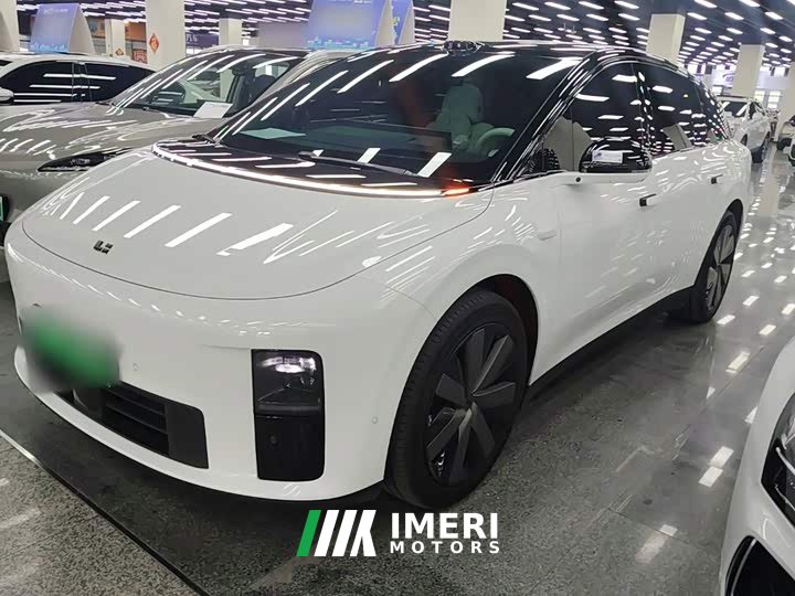 Li Auto i6 Four-Wheel Drive Standard Edition