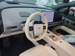 Li Auto i6 Four-Wheel Drive Standard Edition - ფოტო 10