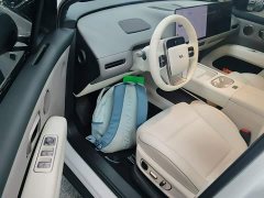 Li Auto i6 Four-Wheel Drive Standard Edition - ფოტო 16