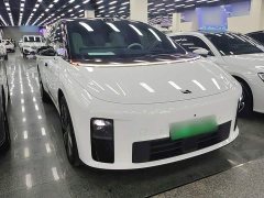 Li Auto i6 Four-Wheel Drive Standard Edition - ფოტო 4