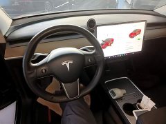Tesla Model Y Long Range All-Wheel Drive - ფოტო 10
