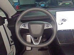 Tesla Model Y Long Range All-Wheel Drive Launch Edition - ფოტო 3
