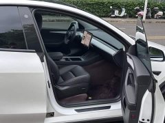 Tesla Model Y 2023 Rear-Wheel Drive - ფოტო 17