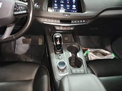 Cadillac XT4 28T FWD Luxury - ფოტო 10