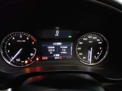 Cadillac XT4 28T FWD Luxury - ფოტო 8