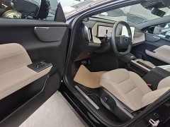 Volvo XC70 Plug-in Hybrid AWD Extended Range Core - ფოტო 16