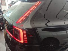 Volvo XC70 Plug-in Hybrid AWD Extended Range Core - ფოტო 8