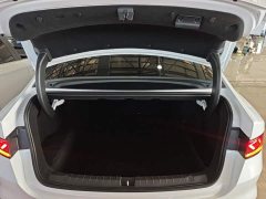 BYD Qin PLUS Glory Edition DM-i 55KM Leading - ფოტო 19