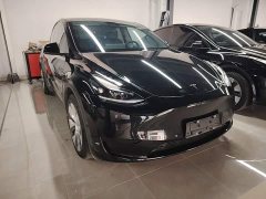 Tesla Model Y Rear-Wheel Drive - ფოტო 4
