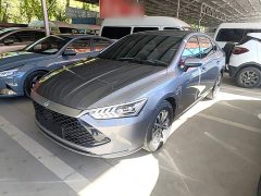 BYD Qin PLUS Glory Edition DM-i 55KM Leading - ფოტო 1