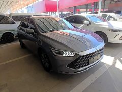 BYD Qin PLUS Glory Edition DM-i 55KM Leading - ფოტო 4