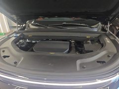Li Auto L8 2023 Pro - ფოტო 20
